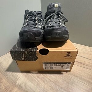 Salomon Pathfinder Women’s Trail Shoes